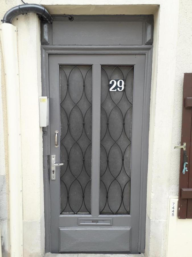 Loft Haut De Gamme Centre Montargis, Place De Parking, Local A Velos, Linge De Lits Et Serviettes, Coin Riviere Amenage, Hamac, Epicerie, Velos En Option, Tout Confort Jusqu'A 4 Voyageurs Luaran gambar